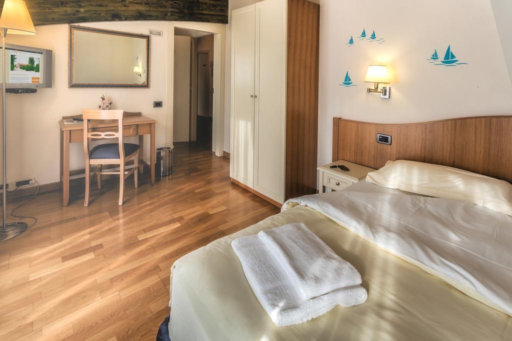 Agriturismo B&B Il Girasole Oriago Di Mira Habitación foto